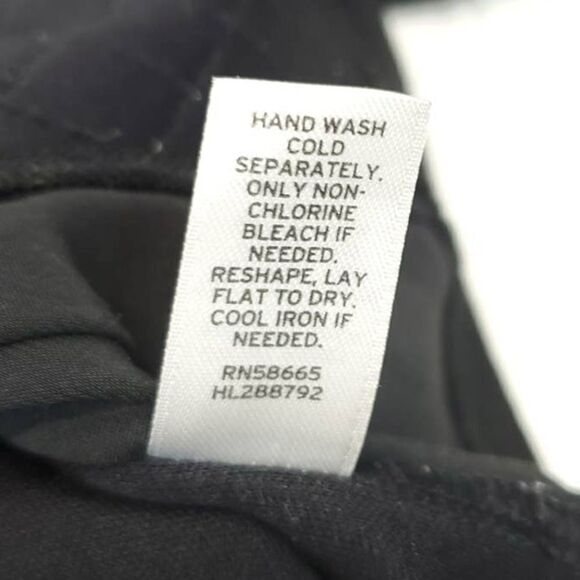 TROUVE Quilted Front Panel Black Long Sleeve Sweater - Picture 12 of 12